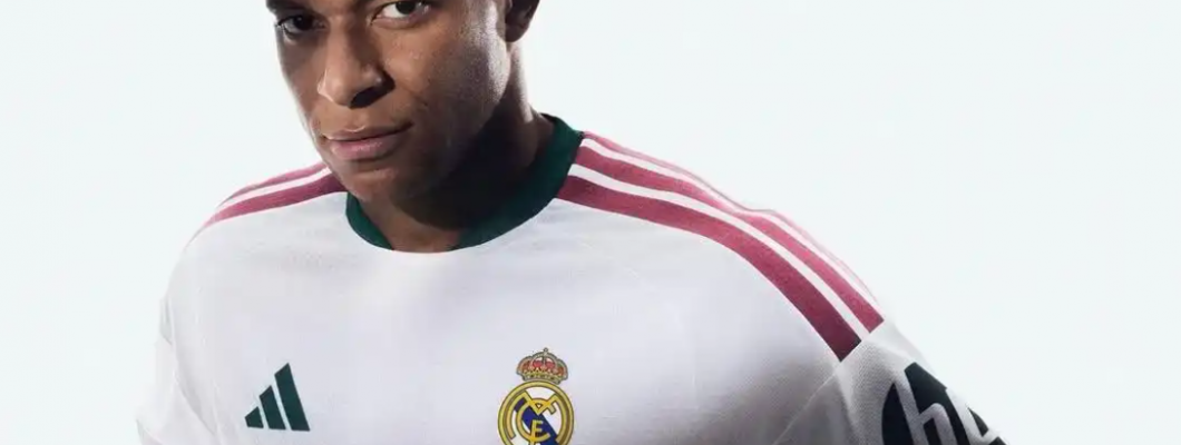 Real Madrids New Jersey har krone-smykkeelementer