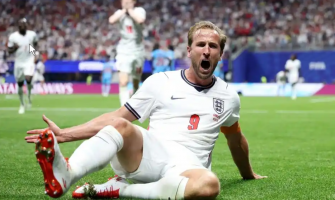 Kane scorer to ganger og sikrer comeback-seier mot DR Kongo