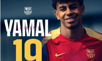 Den talentfulle tenåringen byttet fotballdrakt nummer