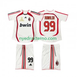 AC Milan Fotballdrakt RONALDO 9 2007 Retro Barn Bortedraktsett 2006 Kortermet