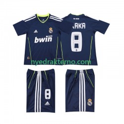 Real Madrid Fotballdrakt KAKA 8 Retro Barn Bortedraktsett 2011 2010 Kortermet